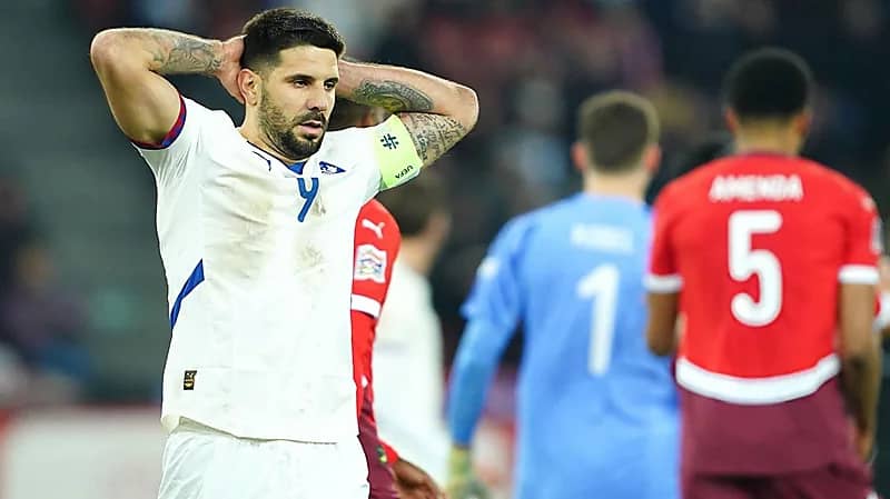 إشادة صربية لمهاجم الهلال  ميتروفيتش