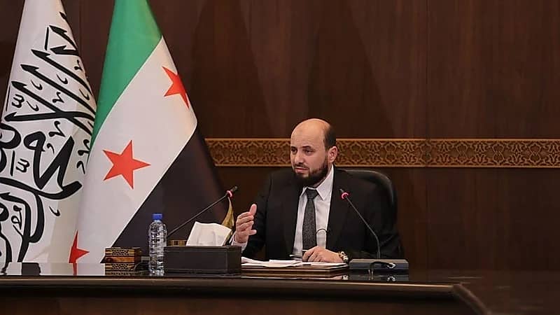 رئيس حكومة تصريف الأعمال السورية: خزائن الدولة خاوية