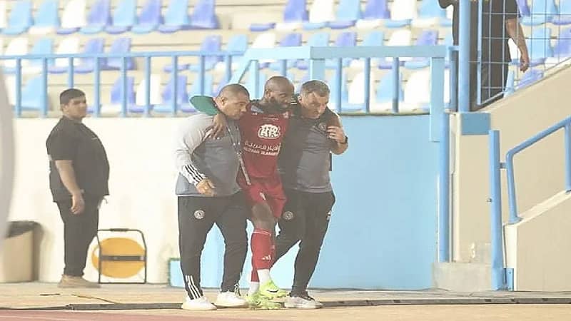 الإصابة تهدد محترف الاتفاق