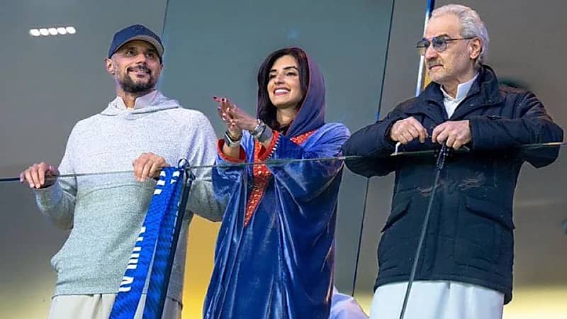 ريم بنت الوليد : بحكمة الأب وسند الأخ  كبرتُ ونضجتُ .. صورة