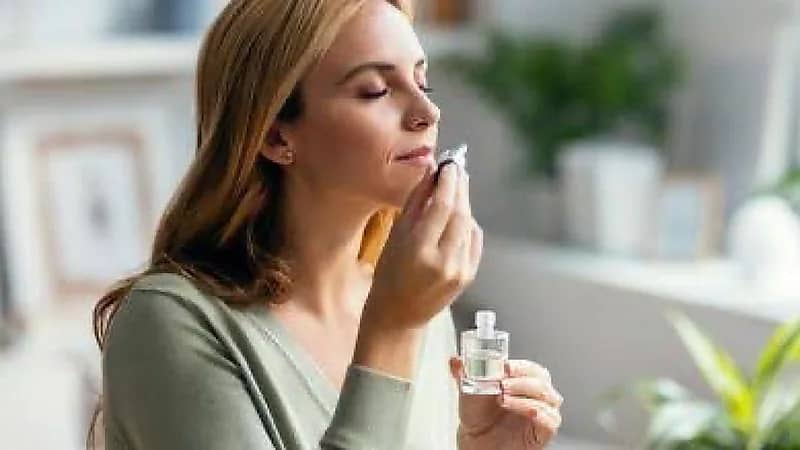 مختصون:رائحتك الطيبة قد تكلّفك صحتك