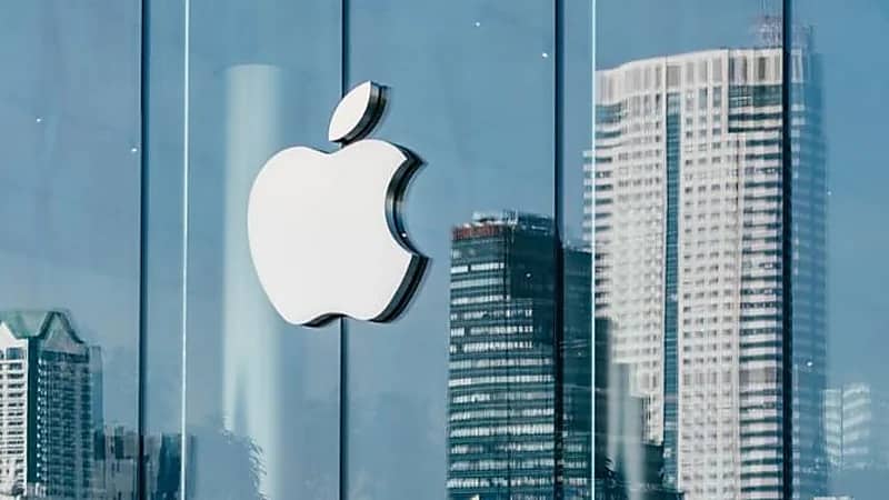 أبل تحذر مستخدمي آيفون من خطر يهدد خصوصيتهم