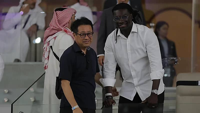 نقاش بين غوميز وبيولي في لقاء السد وكاواساكي .. فيديو