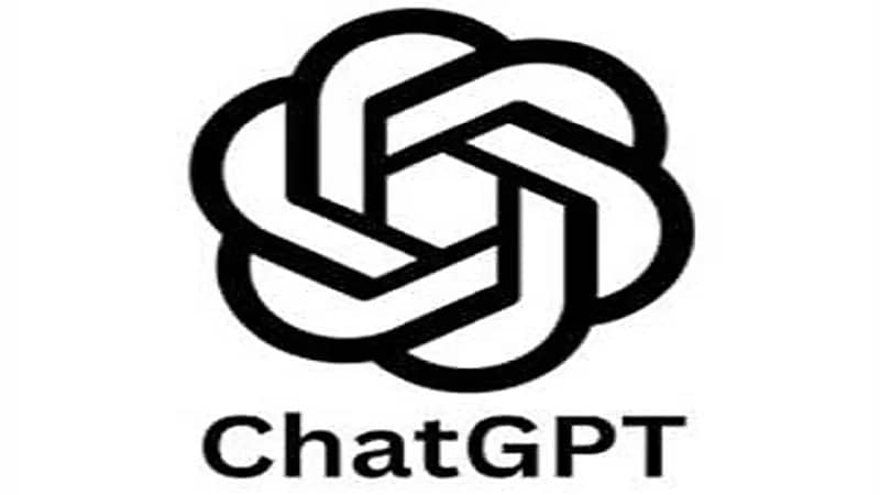 طبيب نفسي: افتقاد العاطفة يدفع بعض الفتيات للارتباط بتطبيق "شات جي بي تي"