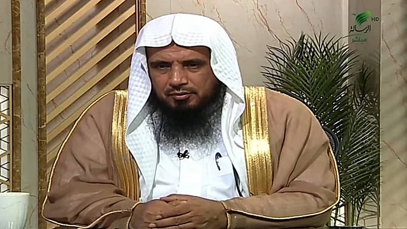 الشيخ الخثلان يوضح حكم صيد الثعلب والضبع لغرض العلاج .. فيديو