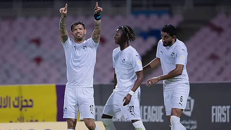 ليلة المجد في تبوك: نيوم يتوّج بطلاً لدوري يلو