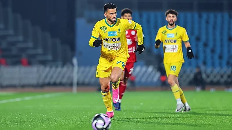 الوداد يعلن تعاقده مع عمر السومة رسمياً