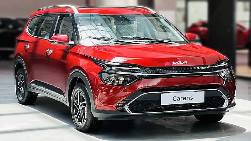 كيا كارينز 2025 سيارة عائلية بـ7 مقاعد وكفاءة عالية