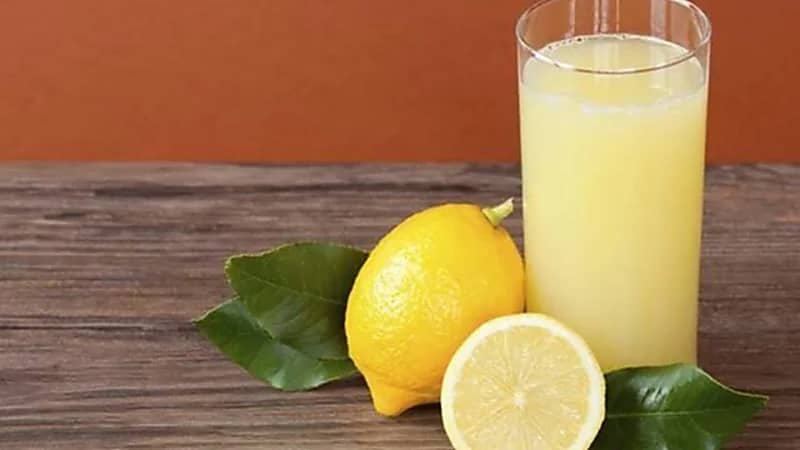 مشروب الشواطئ المنعش في الأجواء الحارة