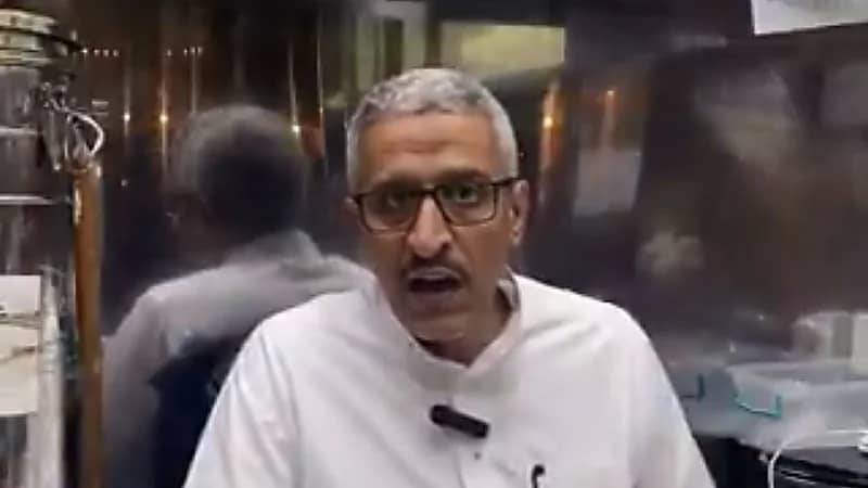 عبد الله: بدأت بيع العسل منذ الطفولة والمحل عمره يزيد عن 55 عامًا..فيديو