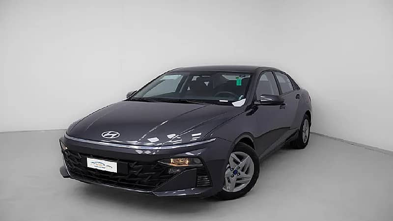 عبدالرحمن الخالدي يستعرض مزايا هيونداي أكسنت 2026.. فيديو