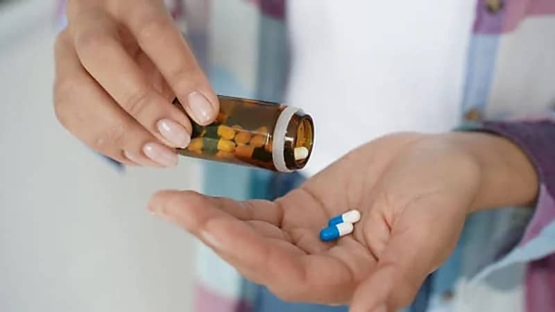 صرف الأدوية بدون وصفة طبية قد يكون قاتلًا