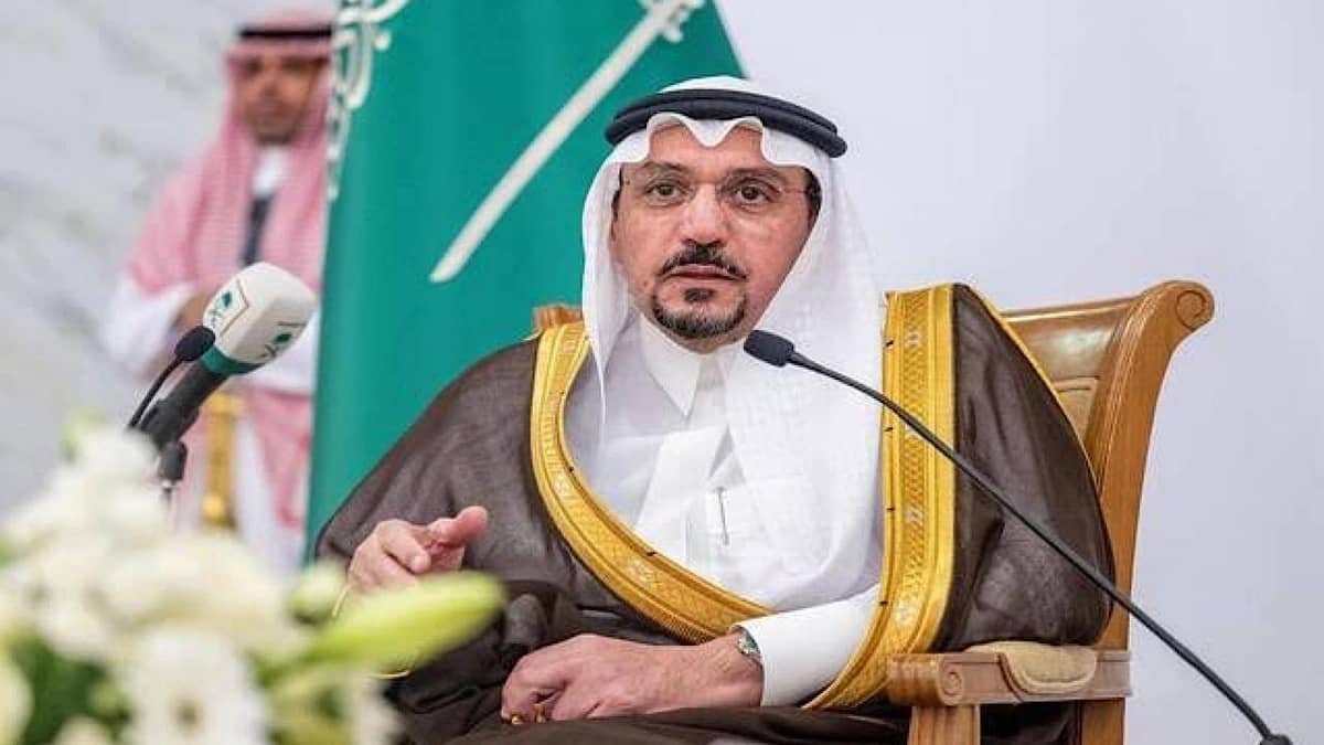 أمير القصيم يدشن مشروع الخدمات الفندقية لكبار السن في عنيزة ..فيديو