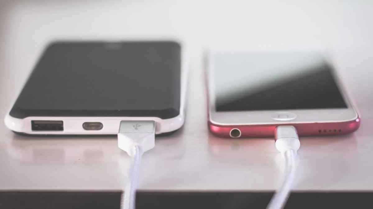 طرق ذكية وسريعة لنقل الملفات بين الكمبيوتر والهاتف بأمان تام