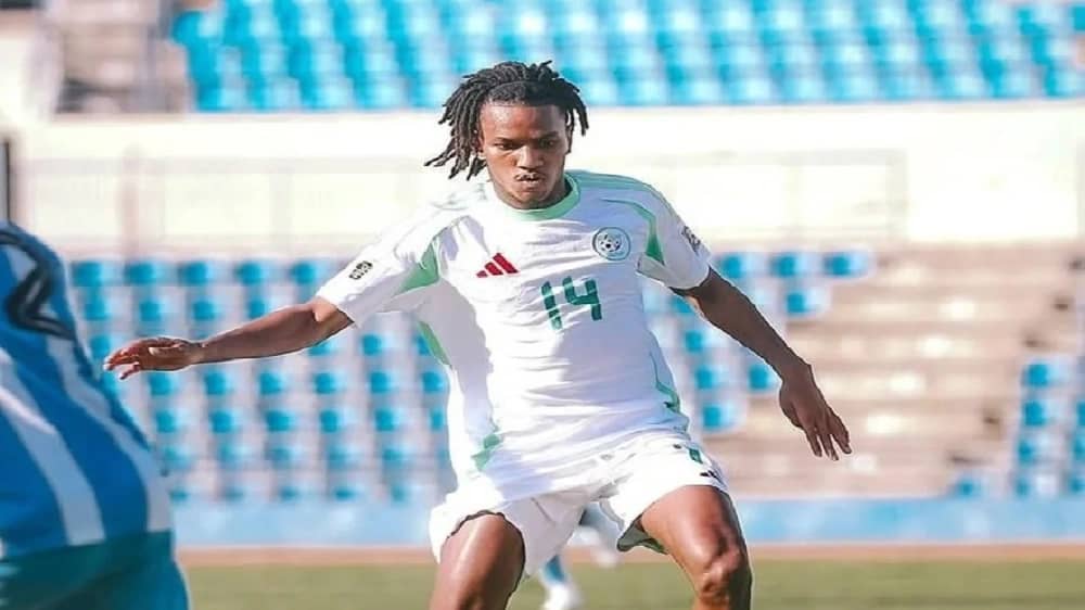 إصابات تجبر بوداوي وعمورة على مغادرة معسكر الجزائر