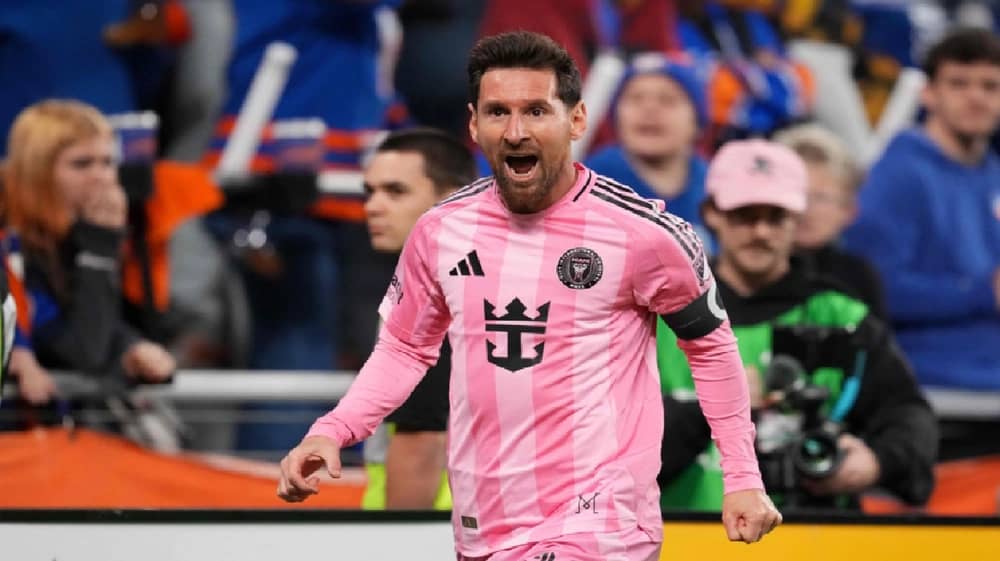 ميسي يقود ميامي إلى نهائي المنطقة الشرقية