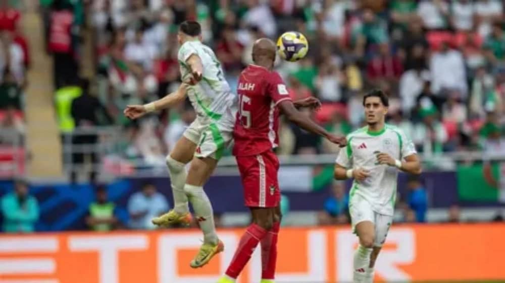 لاعب الجزائر في مرمى الانتقادات بعد التعادل السلبي مع السودان
