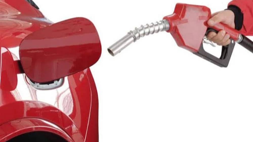 خبراء يحذرون من أضرار ترك خزان الوقود شبه فارغ