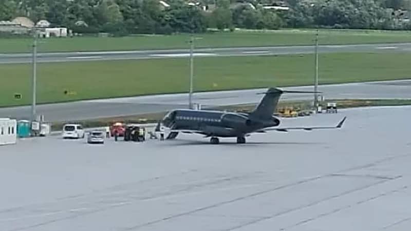 لحظة وصول جواو فيليكس إلى النمسا بطائرة رونالدو