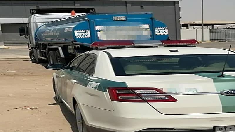 ضبط قائد مركبة يسير بسرعة جنونية على أحد الطرق