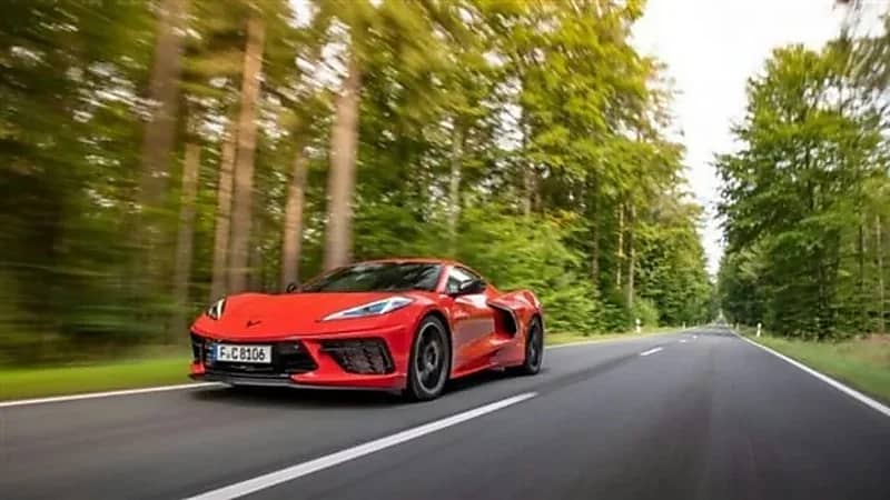 بالصور.. مواصفات سيارة شيفروليه كورفيت الرياضية