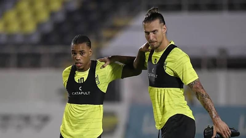 تطورات جديدة بخصوص مستحقات "بريجوفيتش" و "رودريجيز"