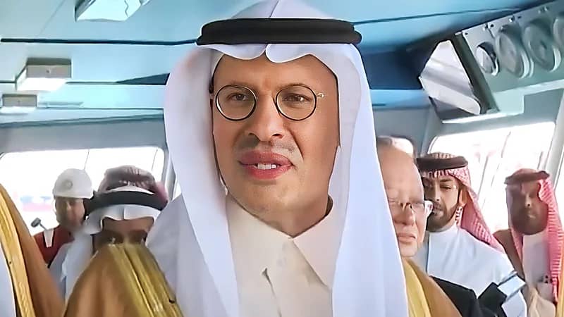 وزير الطاقة لمسؤول يسأله هل شاهدت فيلم⁧‫ توم كروز‬⁩ : مهمتهم مستحيلة ومهمتنا ممكنة .. فيديو