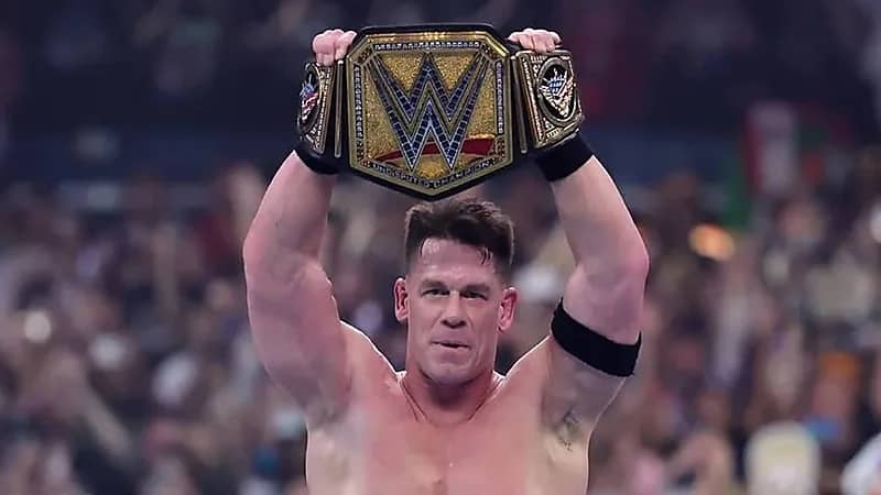 جون سينا يصبح أكثر مصارع فوزًا بلقب WWE عبر التاريخ