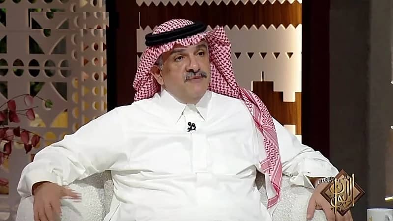 آل الشيخ يوضح الفرق بين منصب المستشار بالديوان الملكي ومنصب وزير الدولة.. فيديو