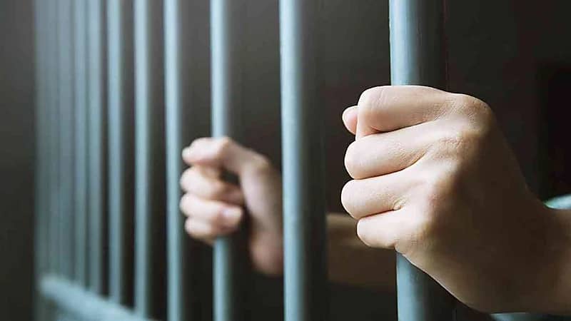 أمريكي يقتل صديقته ليقطع أذيال جريمته الأخرى فافتضح أمره