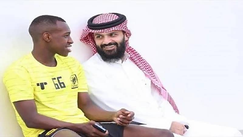 "الحائلي" يتمنى لسعود عبدالحميد التوفيق في وجهته القادمة!