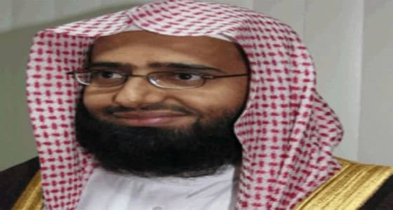 " الفوزان " يوضح حكم صبغ الشعر للرجال