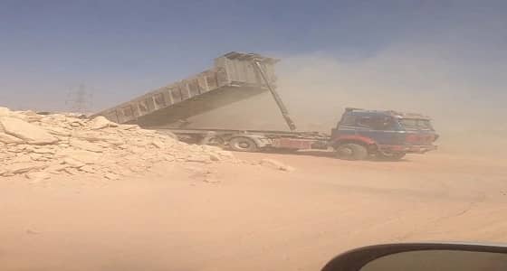 أمانة الرياض تحجز على 14 مُعدة لرمي المخلفات