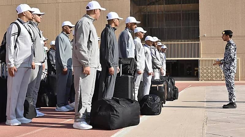 كلية الملك فهد الأمنية تستقبل الطلبة المستجدين الملتحقين بدورة بكالوريوس العلوم الأمنية