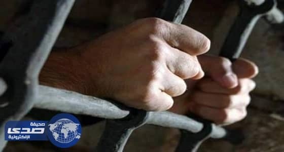 هروب 40 مسجونًا في جزر العذراء البريطانية أثناء إعصار " إرما "