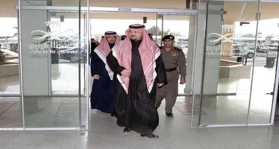 أمير " الشمالية " يتفقد مستشفى طريف العام ويوجه البلديه برفع مستوى النظافة