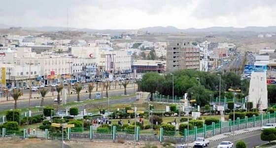 شبان يعتدون على عامل ويطعنون ابنه بخميس مشيط