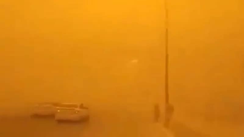 مطار بغداد الدولي يعلق رحلات اليوم بسبب انتشار الغبار