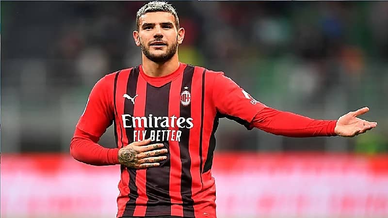 هيرنانديز يسافر لـ باريس لتوقيع عقده مع الهلال