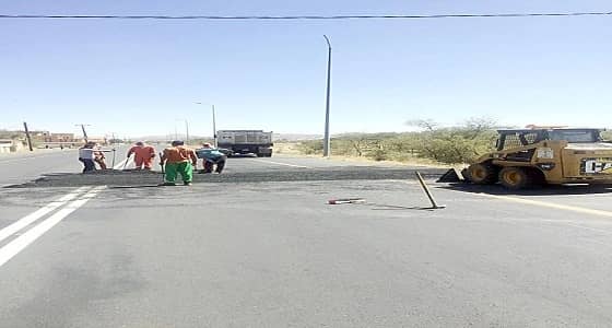 22 مطبا في مسافة 6 كم على طريق لزمة