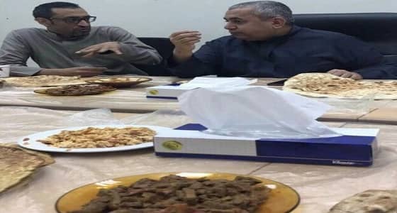 فول وتميس وكبدة على طاولة " الشرياني " و " المدخلي "