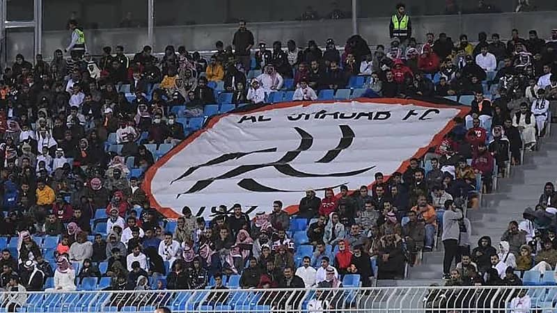 ملعب الشباب الجديد يفتح أبوابه للجمهور