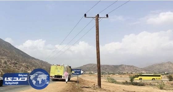 مصرع طالب وإصابة 3 آخرين في حادث تصادم ببارق