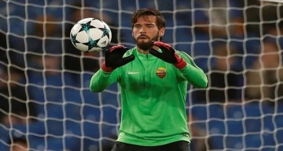 روما يضع شروطه للتخلي عن أليسون بيكر