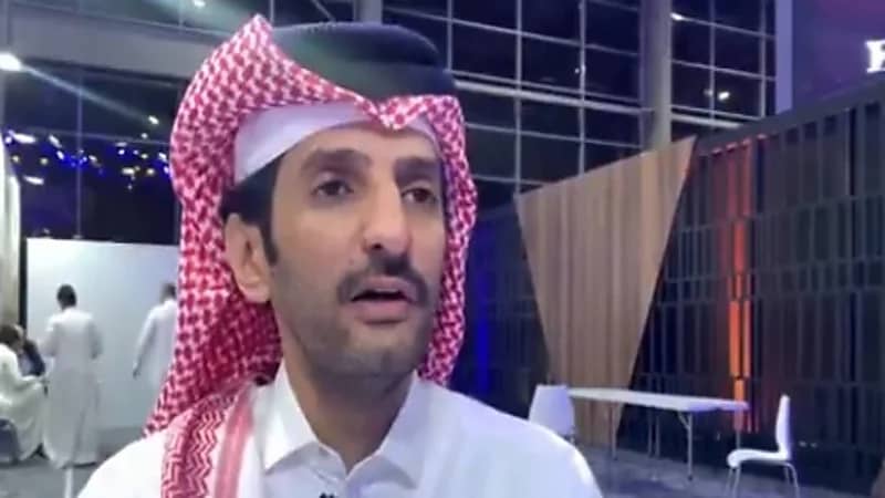 قصة مؤثرة لمواطن يمارس هواية الصيد بحرفية رغم إعاقته "فيديو"