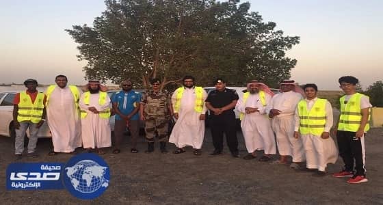 صم الدمام يوزعون وجبات إفطار صائم على المسافرين 