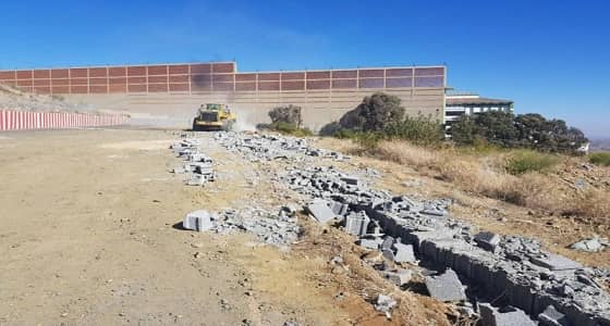 بالصور.. إزالة 8370م 2 من الأحواش المخالفة وسحب 19 هيكلًا تالفًا في أبها