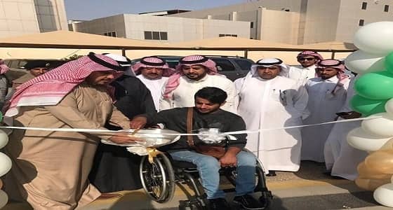 بالصورة.. " العمل " تدشن خدمة السيارات للأشخاص ذوي الإعاقة بعرعر