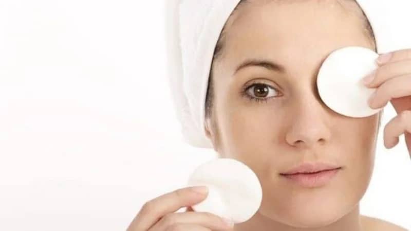 الروتين الكامل للعناية بالبشرة قبل العيد