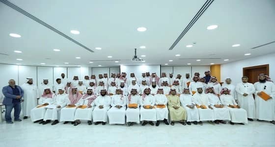 مركز دلني يكرم 500 مستفيدة ومستفيد من برنامج العودة إلى أساسيات الأعمال